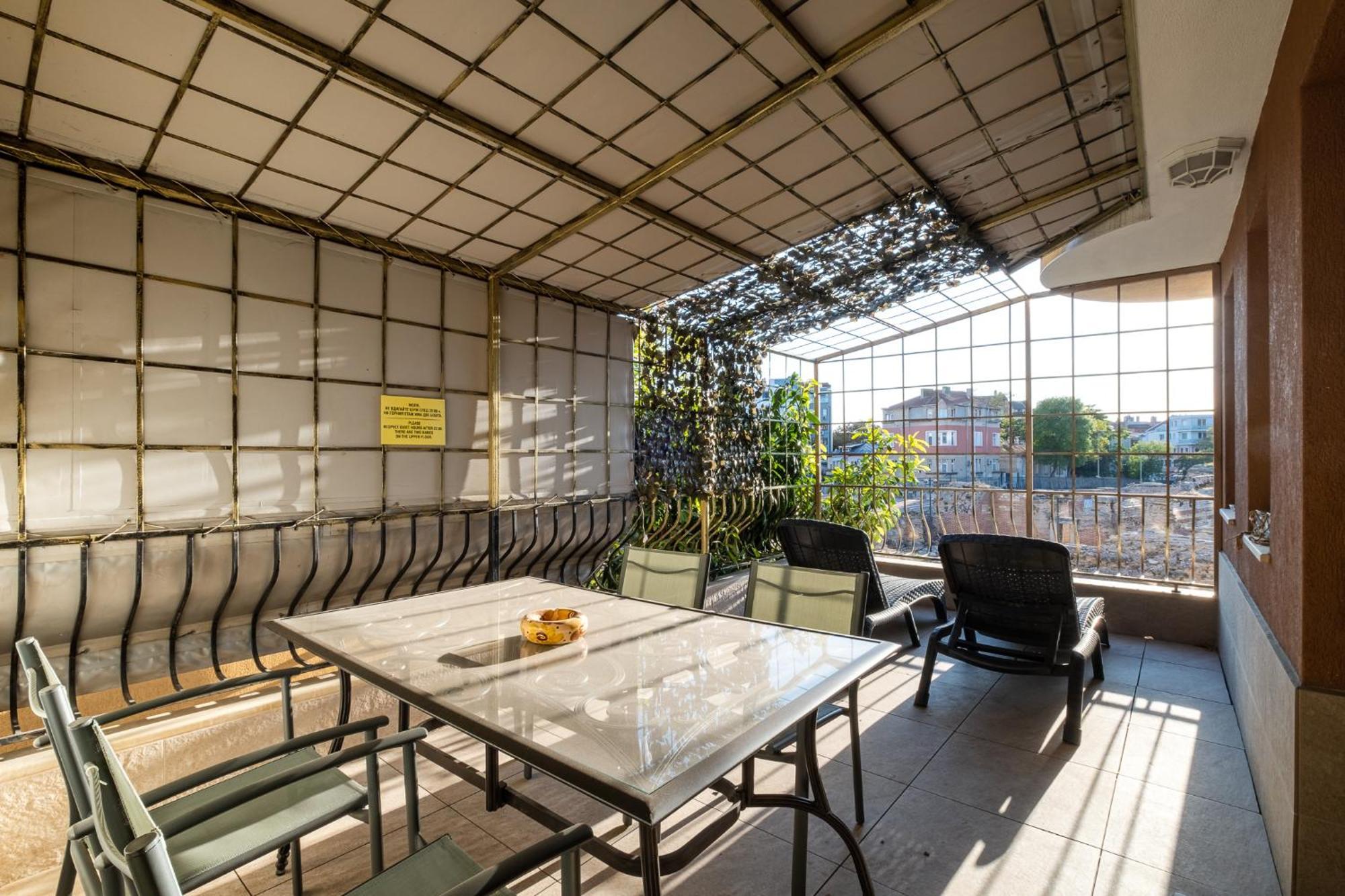 Roman Thermae 2Bdrm Sunny Apartment Varna Exterior photo